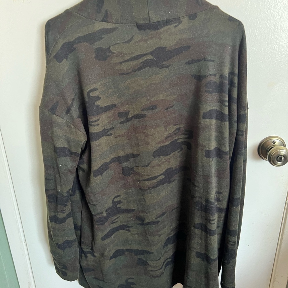 Sanctuary women’s size medium cardigan